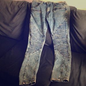 BRAND NEW Men’s Jeans.